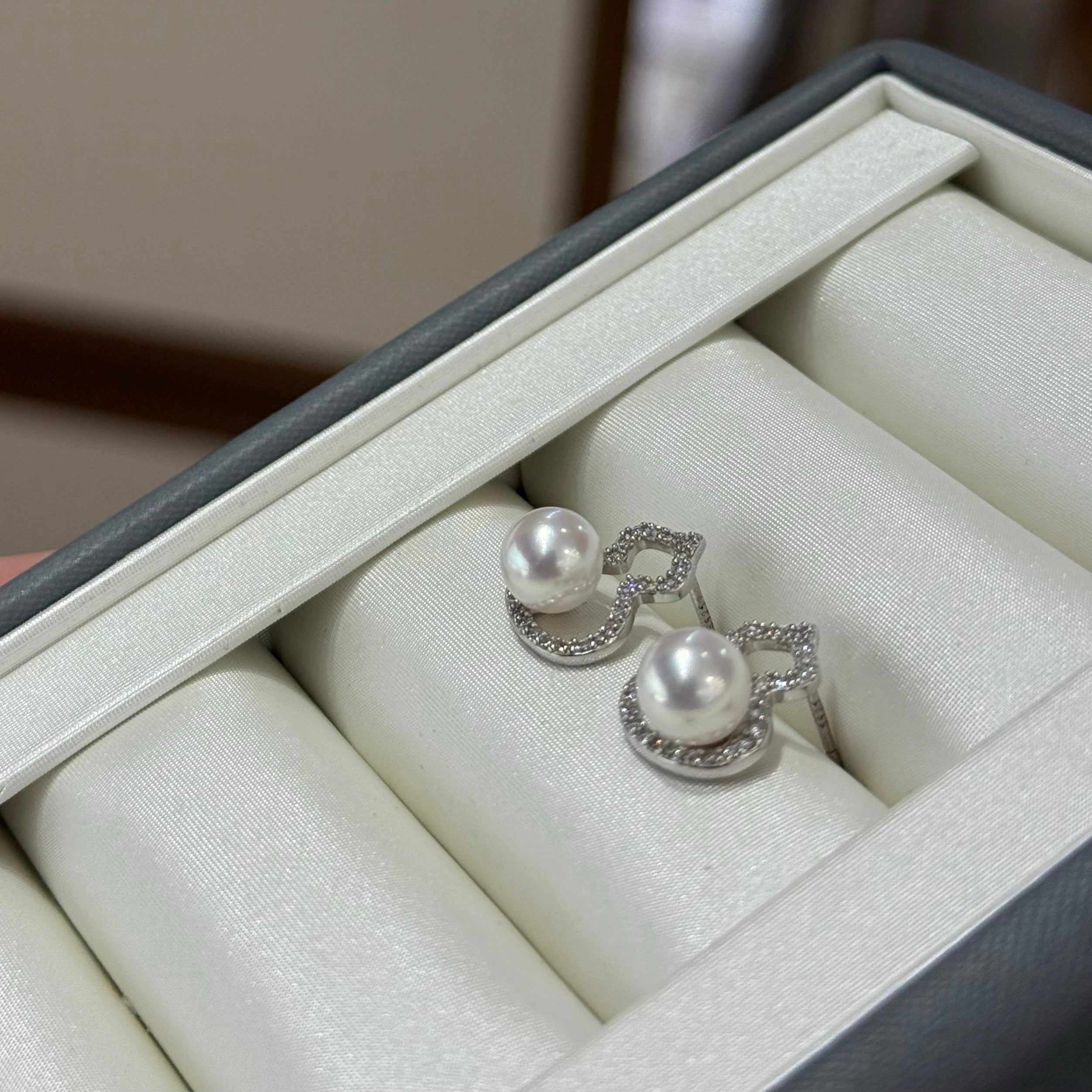 STARRY JEWELRY 【 Fu Lu Shuang Quan 】 Sea water natural pearl Akoya gourd sparkling diamond earrings 6.5-7mm basically flawless