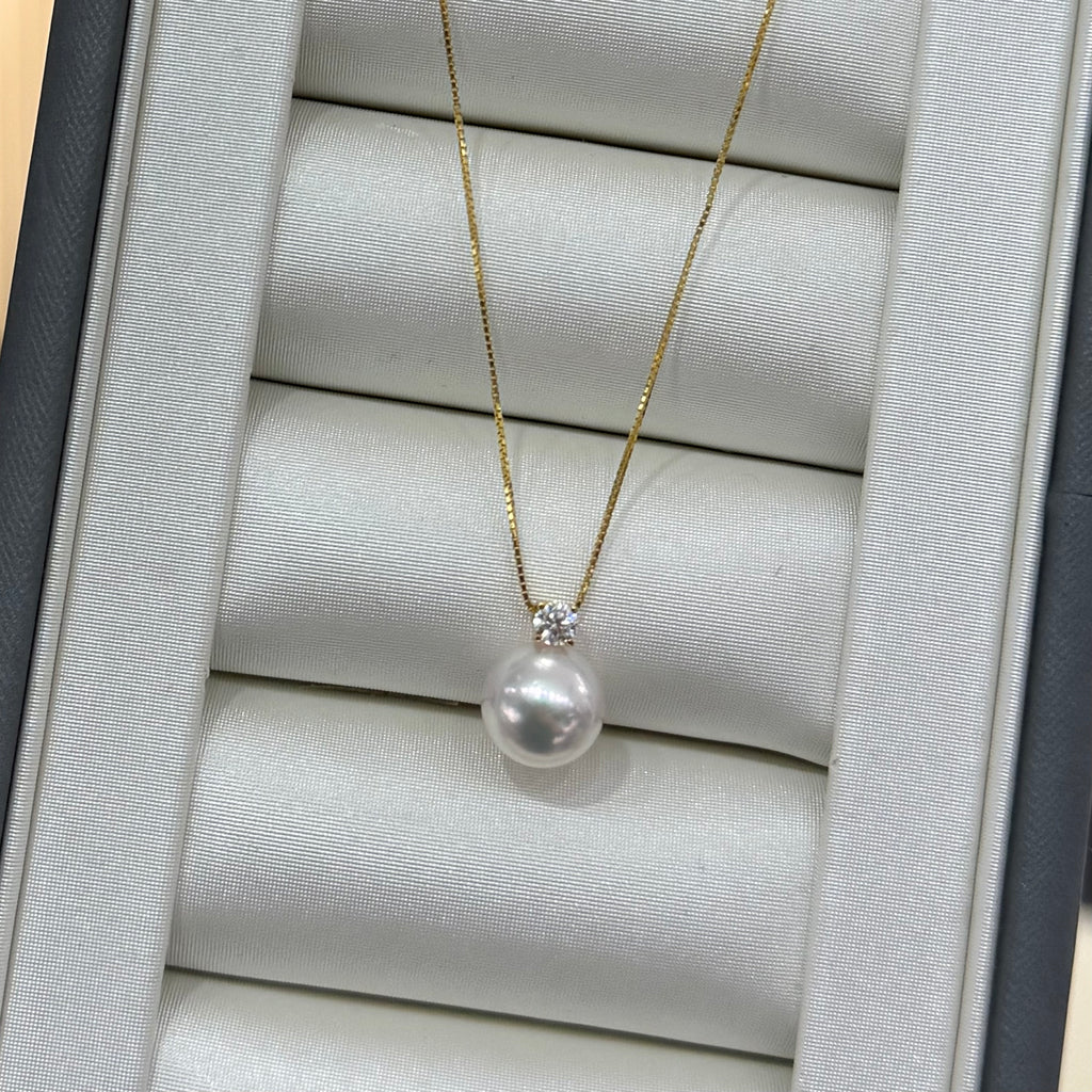 STARRY JEWELRY Lost: Akoya Classic Princess Cut 18K Yellow Gold Natural Seawater Pearl Necklace 8.5-9mm