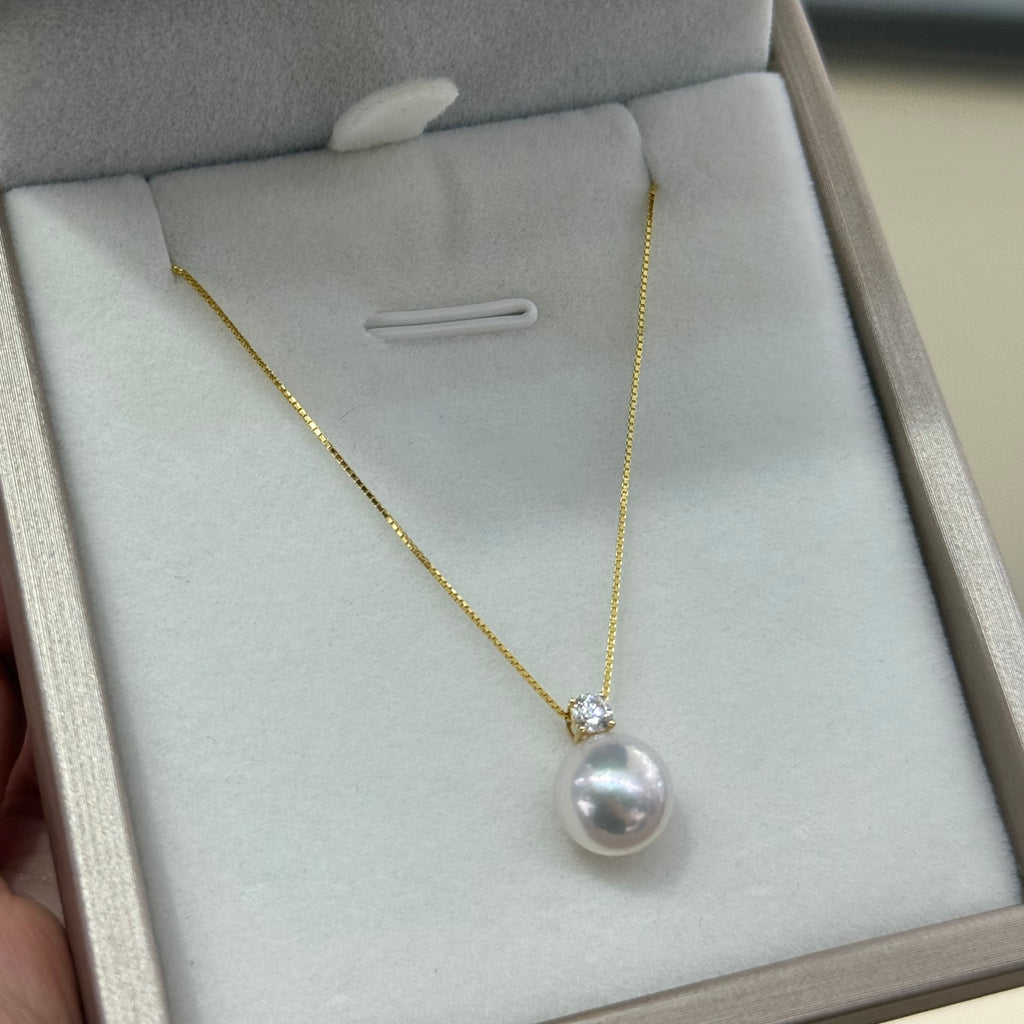 STARRY JEWELRY Lost: Akoya Classic Princess Cut 18K Yellow Gold Natural Seawater Pearl Necklace 8.5-9mm
