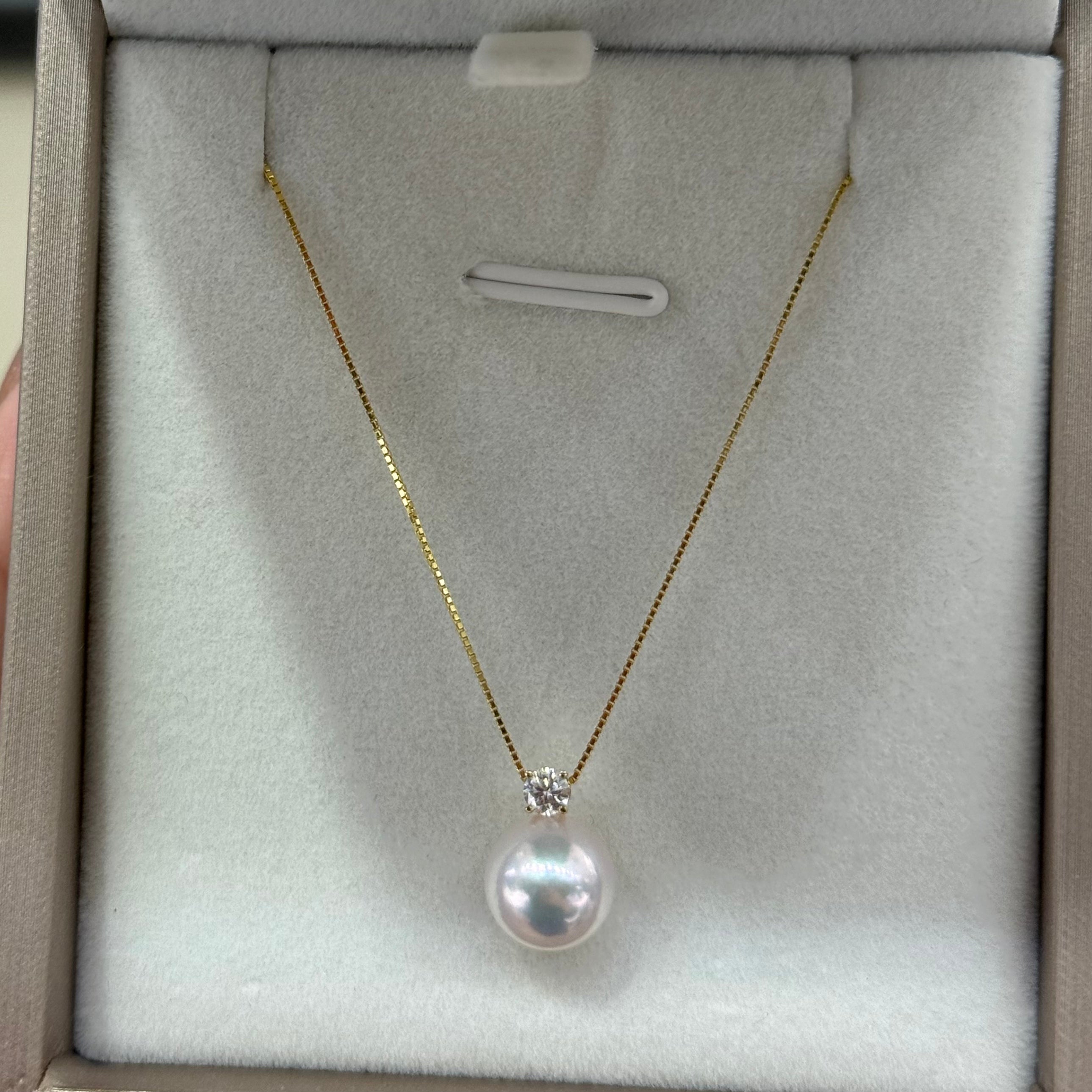 STARRY JEWELRY Lost: Akoya Classic Princess Cut 18K Yellow Gold Natural Seawater Pearl Necklace 8.5-9mm