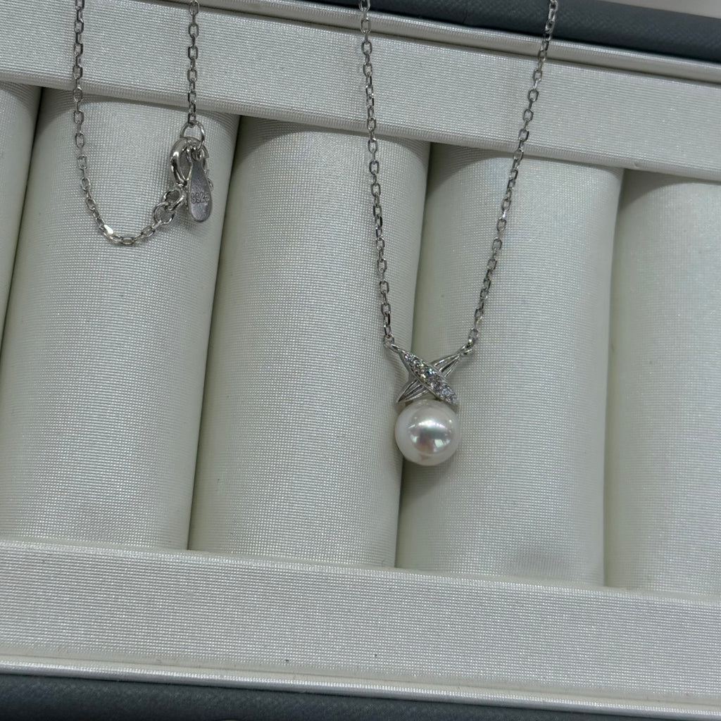 STARRY JEWELRY 【 Comic 】 Extremely Strong Light Sea Pearl Necklace Akoya Charm Pendant Simple Gift Generous Exquisite