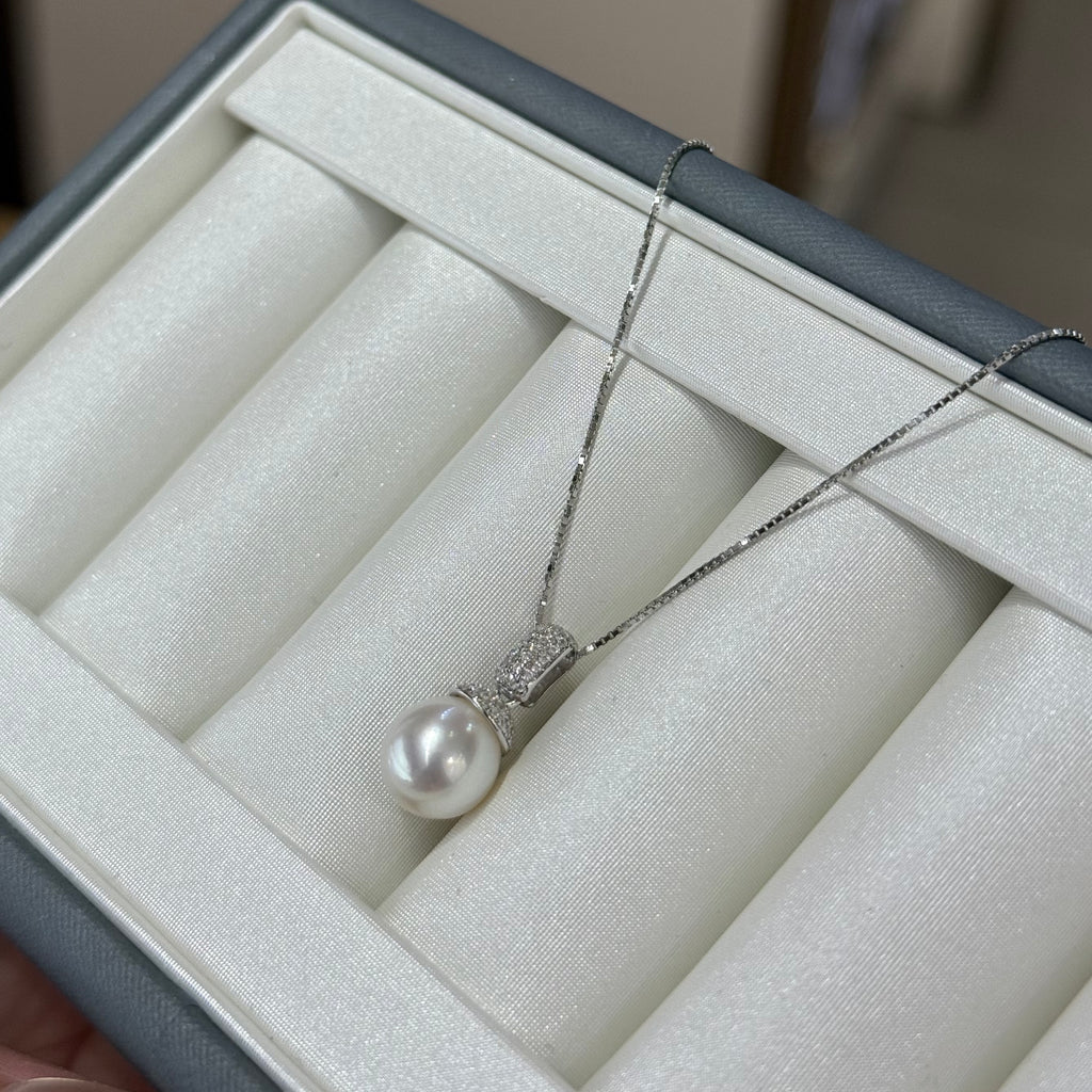 STARRY JEWELRY [Moon White] Natural Sea Water Pearl Akoya Milk Cap Pendant Necklace Temperament Clavicle Chain Elegant and Noble
