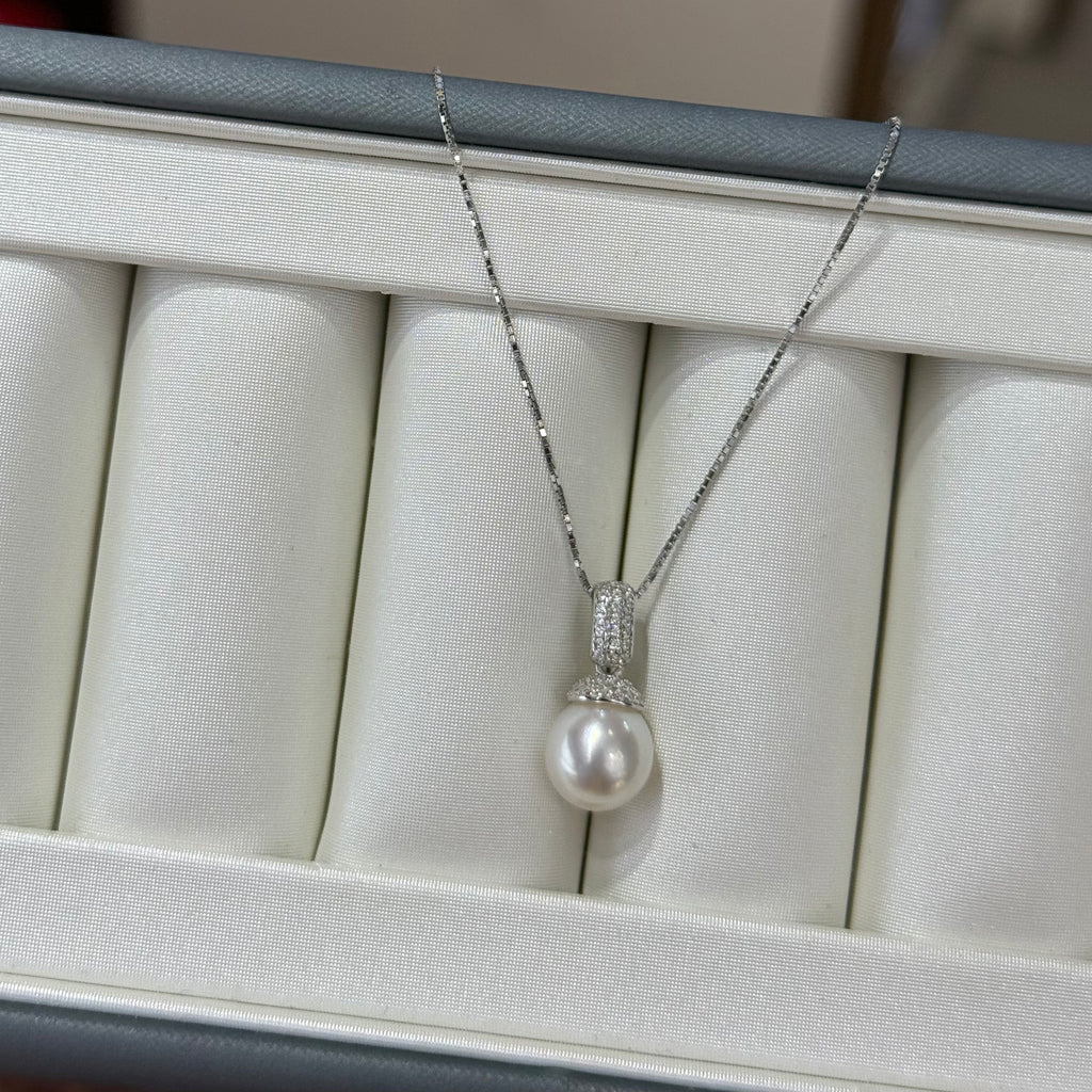 STARRY JEWELRY [Moon White] Natural Sea Water Pearl Akoya Milk Cap Pendant Necklace Temperament Clavicle Chain Elegant and Noble