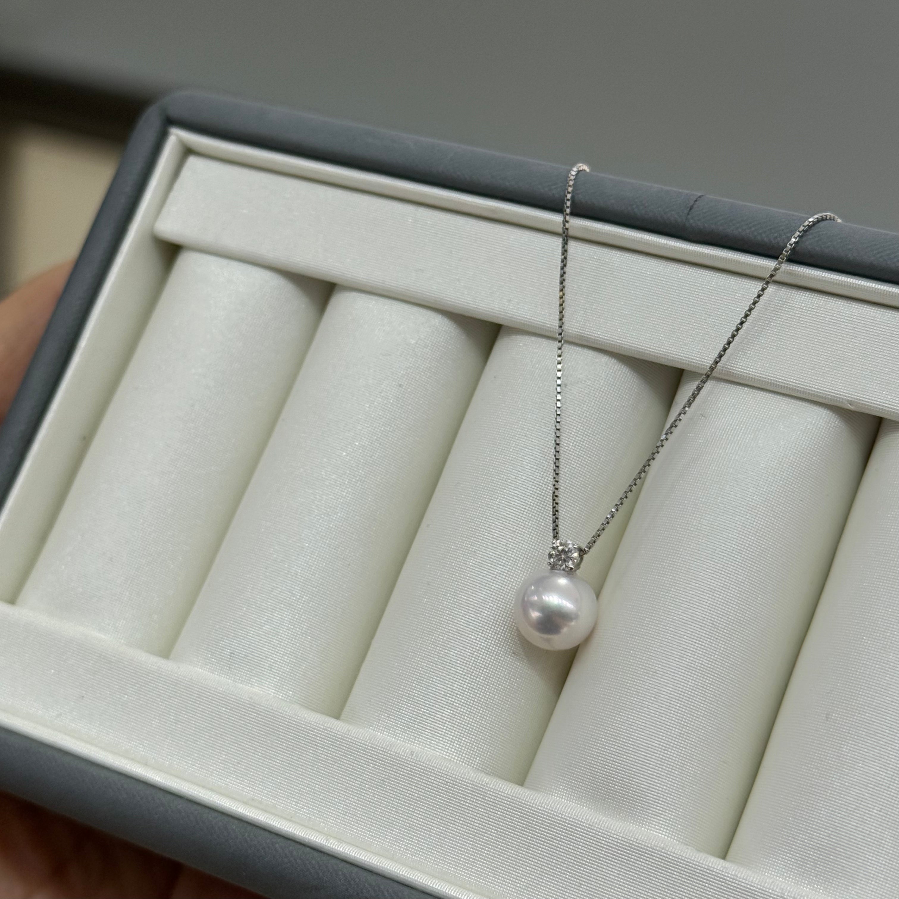 STARRY JEWELRY Dai Fei's classic temperament niche akoya pearl pendant necklace 8-8.5mm collarbone chain 18K gold buckle