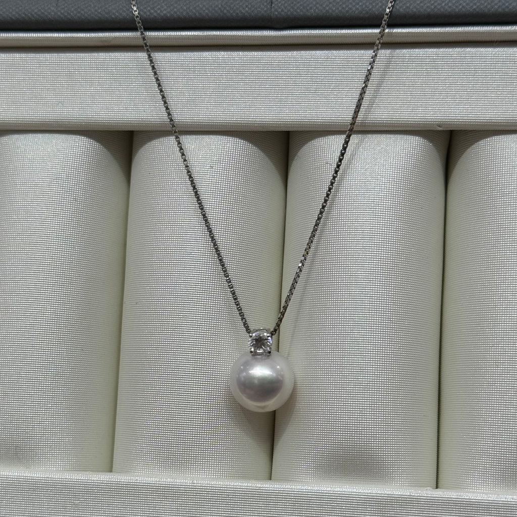 STARRY JEWELRY Dai Fei's classic temperament niche akoya pearl pendant necklace 8-8.5mm collarbone chain 18K gold buckle
