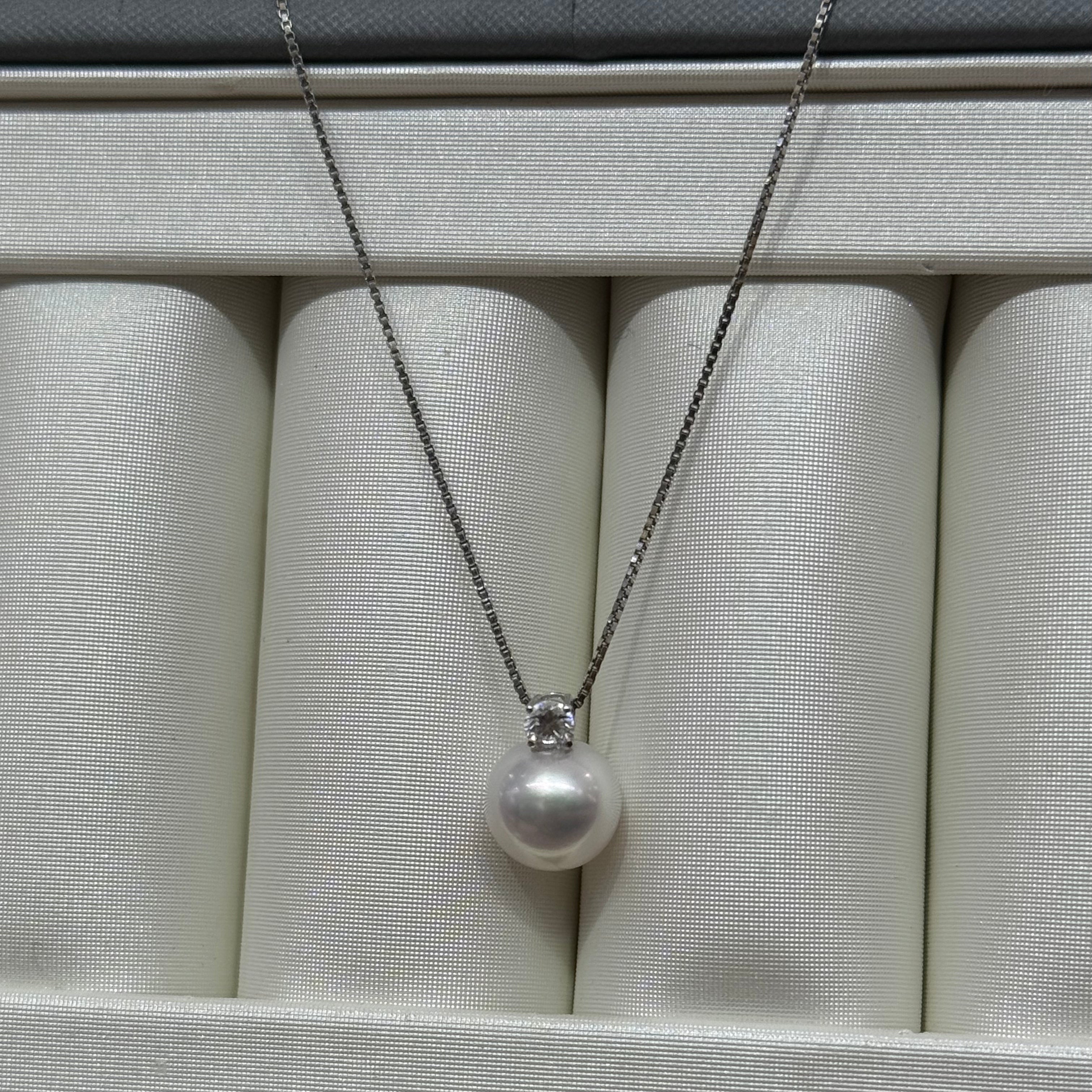 STARRY JEWELRY Dai Fei's classic temperament niche akoya pearl pendant necklace 8-8.5mm collarbone chain 18K gold buckle