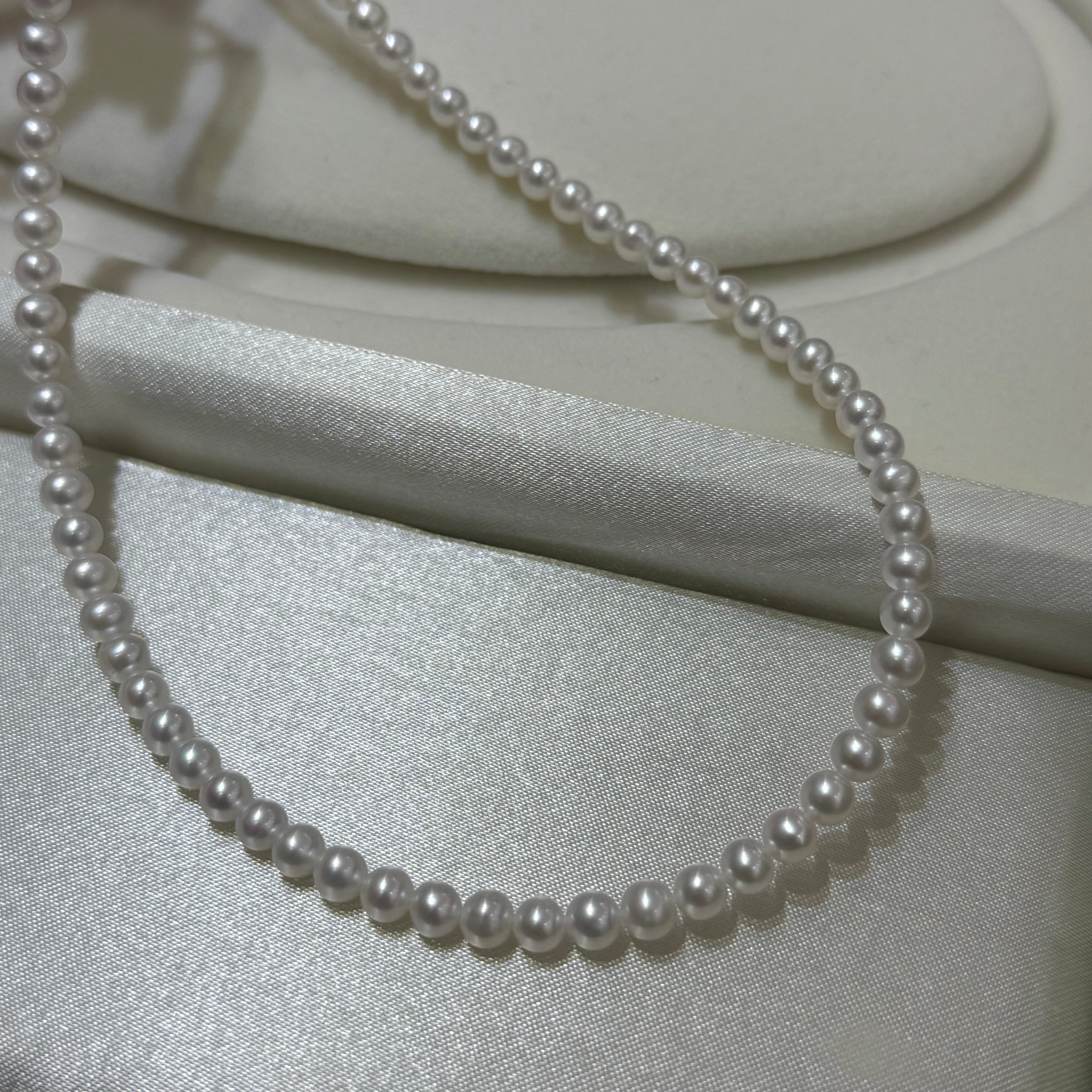 STARRY JEWELRY Natural freshwater pearl necklace 4.5-5mm round, almost flawless, extremely strong light temperament, essential for summer